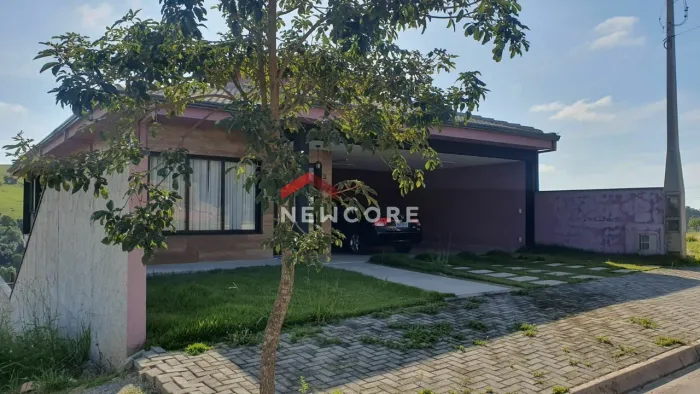 Casa de condomínio em Rodovia Romildo Prado - Bairro Itapema - Itatiba/SP