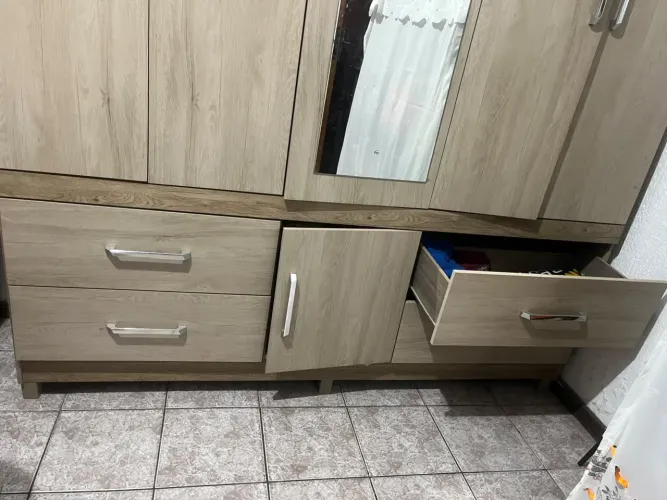 Guarda roupa de casal