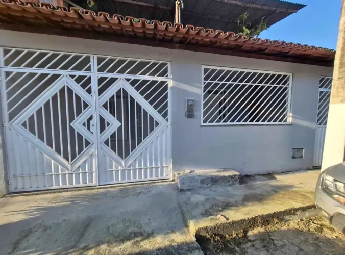 JA Vendo casa em Castelandia - Serra