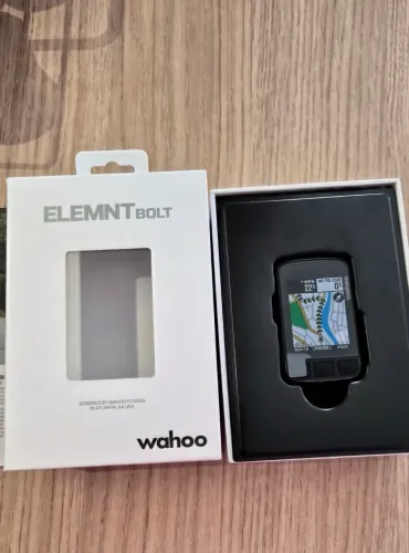 WAHOO ELEMNT BOLT v2