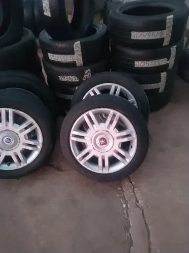 Rodas Fiat aro 16 Preço negociável.
