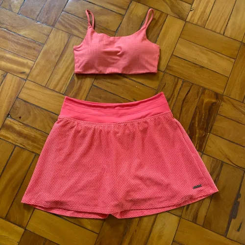 Conjunto live e track & field tenista rosa coral
