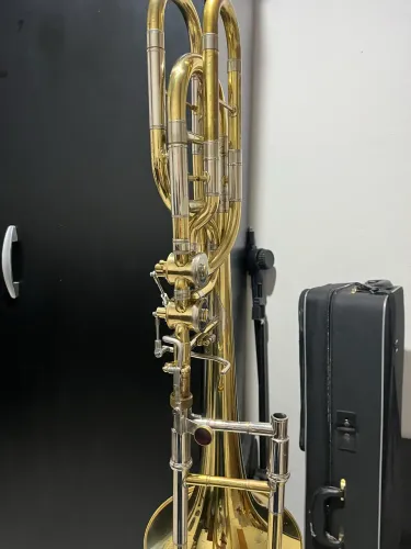 Trombone baixo JZ