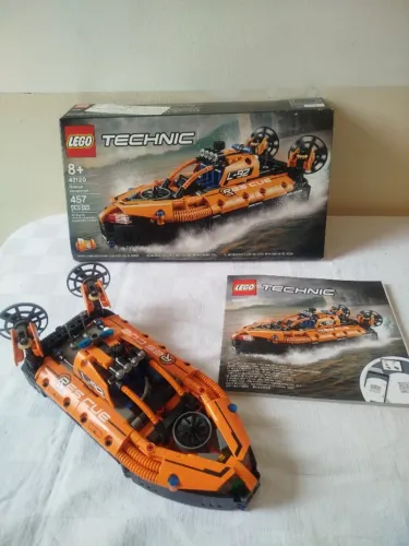 LEGO Technic 42120 - Rescue Hovercraft (2-em-1: hovercraft + avião)