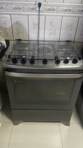 Vendo fogão inox de 5 bocas eletrolux