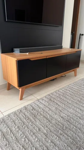 Rack com 3 portas - 6 meses de uso