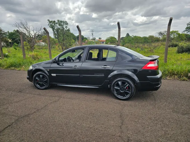 Renault Megane Sed. Extreme 2.0 16V Mec. 2010