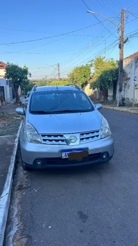 Nissan Livina Grand SL 1.8 16V Flex Fuel Aut. 2012