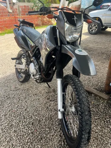 Vendo moto Yamaha XTZ Lander 250c