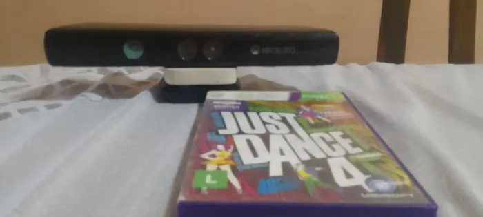 Sensor Kinect para Xbox 360 + Just dance 4
