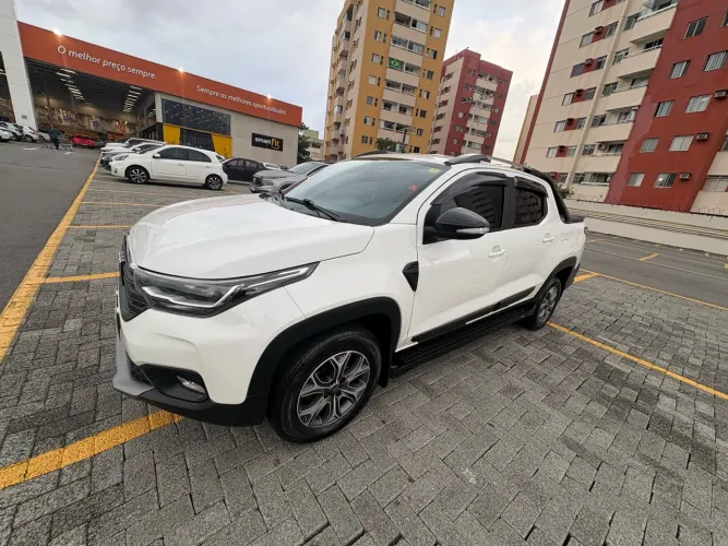 Fiat Strada Volcano 1.3 Flex 8V CD 2021