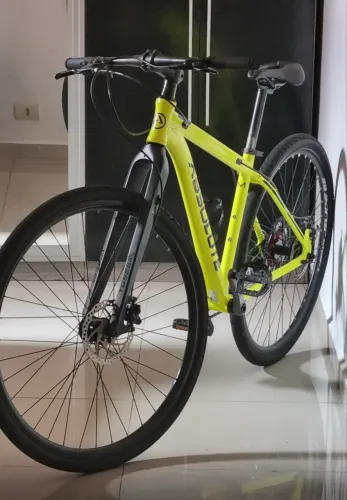 Vendo mountain bike aro 29 peças shimano