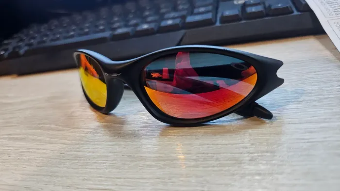 Oculos oakley