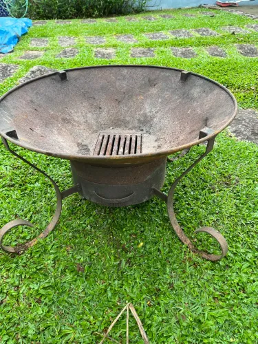 Lareira de chão ferro fundido tacho