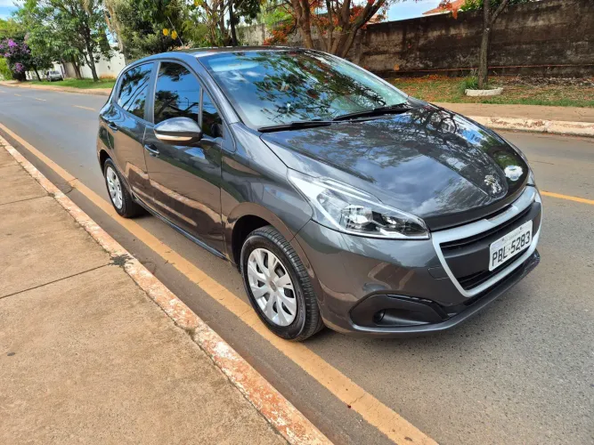 Peugeot 208 Active 1.2 Flex 12V 5P Mec. 2019