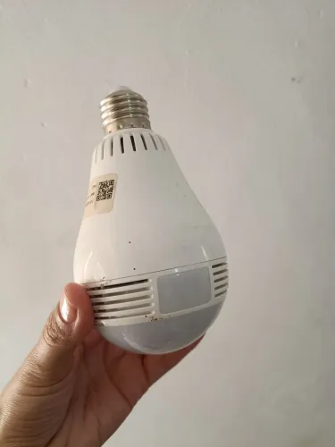 Câmera com alto falante 