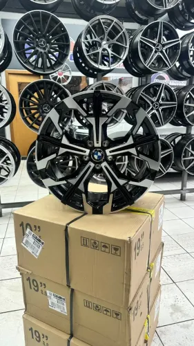 Jogo de Rodas Aro 19" Nova BMW 32Oi
