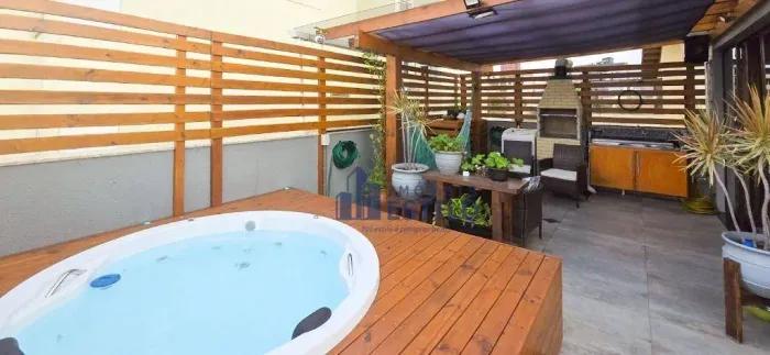 Cobertura com 3 dormitórios à venda, 250 m² por R$ 850.000,00 - Pio X - Caxias do Sul/RS