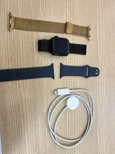 Apple Watch pouco usado + pulseiras VX Case e cabo original