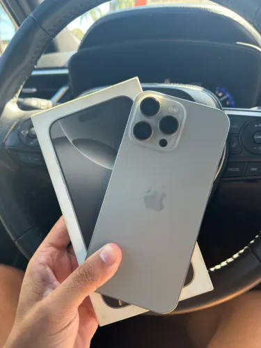 iPhone 16 Pro Max 256GB Natural