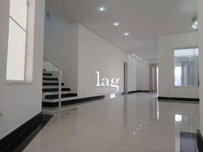Casa com 4 dormitórios à venda, 412 m² por R$ 2.300.000,00 - Condomínio Tivoli Park - Soro