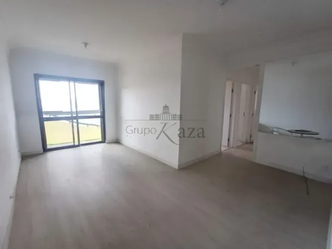 Apartamento - Residencial Carolina - Jardim Satélite - 3 Dormitórios - 75m².