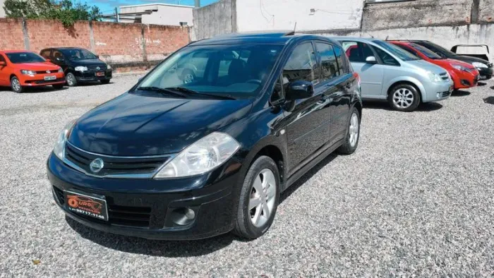 Nissan Tiida SL 1.8/1.8 Flex 16V Mec. 2011