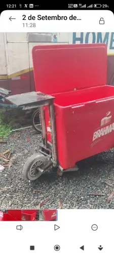 Carrinho para vender cocô gelo cerveja