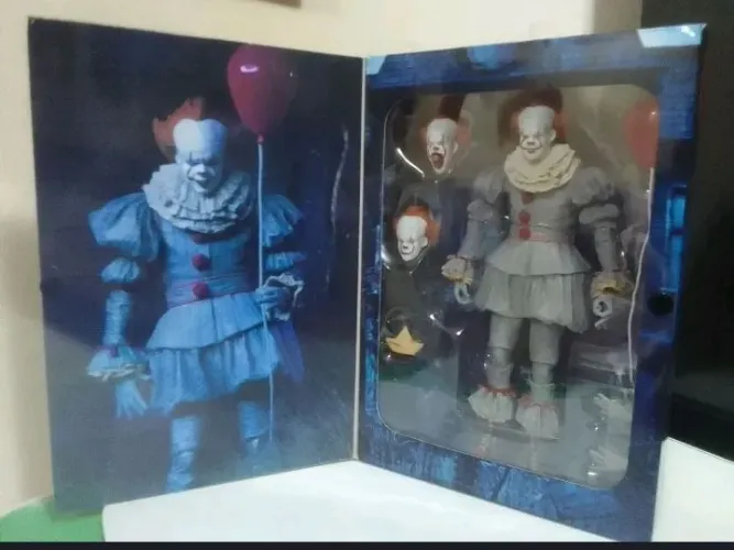 Miniatura Palhaço Pennywise IT Welcome to Derry.