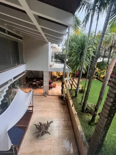 Casa de condomínio sobrado para aluguel possui 400 metros quadrados com 5 quartos