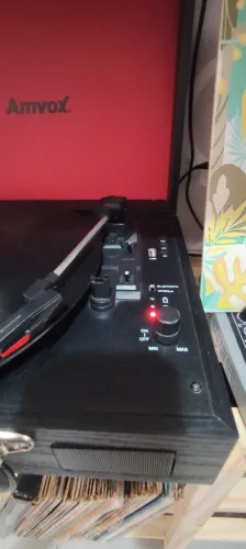 Vitrola Amvox com bluetooth