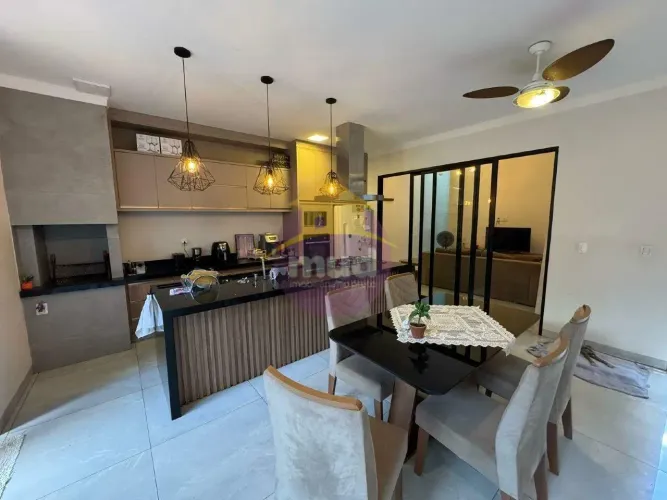 Casa Condomínio à venda no bairro QUINTA DO LAGO RESIDENCE, em São José do Rio Preto - SP