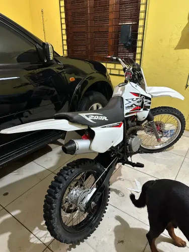 Xr 200 para trilha 