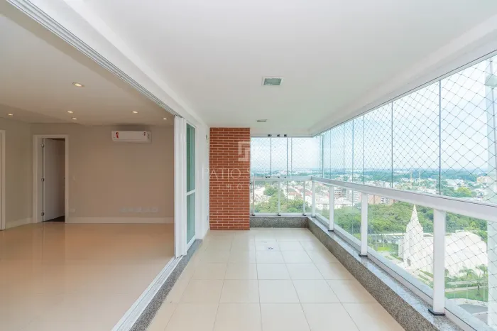 Apartamento à venda no Ecoville | 131,67 m² privativos 3 quartos (1 suíte) 2 vagas de gara