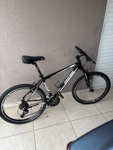Bicicleta High One Strong