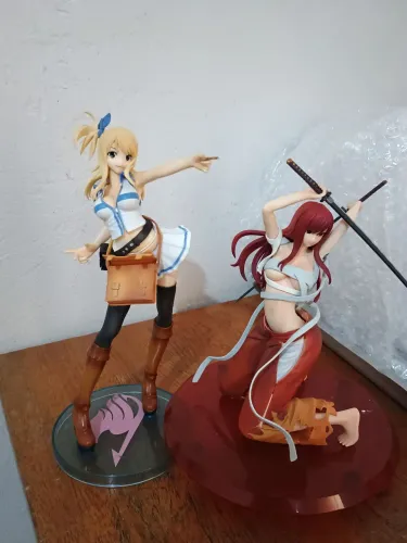 Figures Erza e Lucy - Fairy Tail