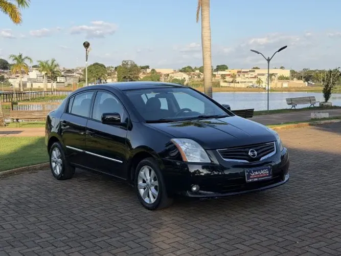 Nissan Sentra S 2.0 16V CVT (flex) 2012