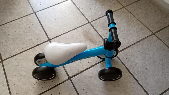 Bicicleta de equilíbrio 