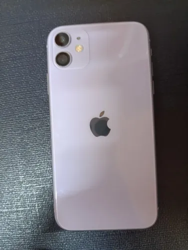 Celular iPhone 11 ótimo estado