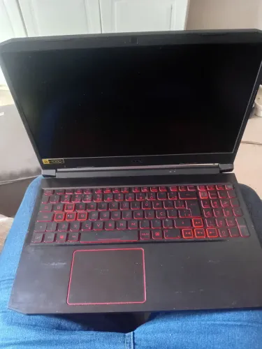Notebook gamer / conserto ou aproveitar peças