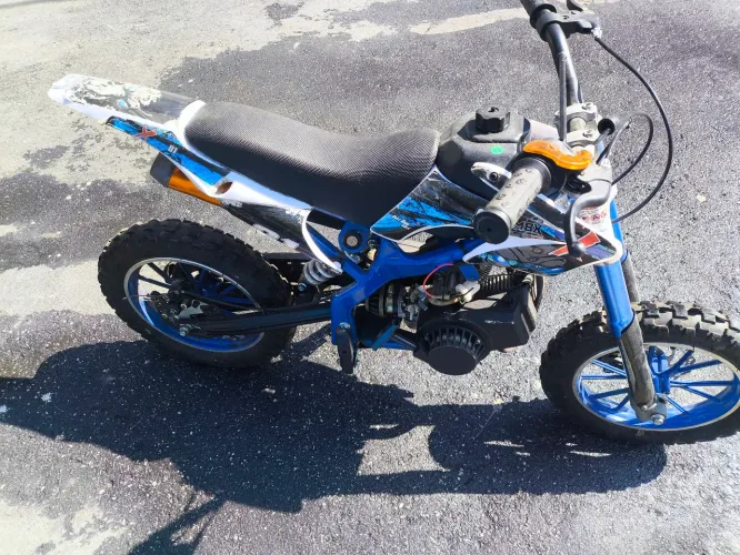 Mini moto Cross excelente estado de funcionamento e conservação 