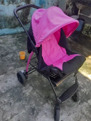 CARRINHO DE PASSEIO DE BEBÊ 