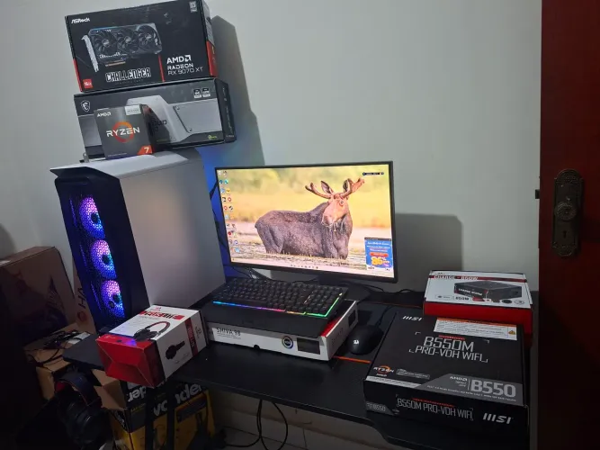 Pc gamer high end Ddr4 i7 5800x3d + RX 9070XT 16GB