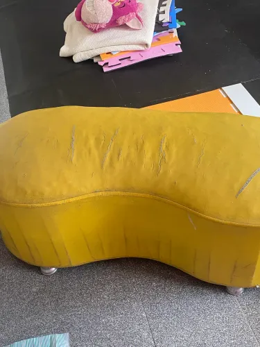Puff amarelo de 2 lugares 