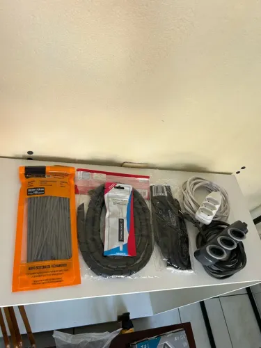 Kit Organização de Cabos e Manutenção de Aparelhos Eletrônicos