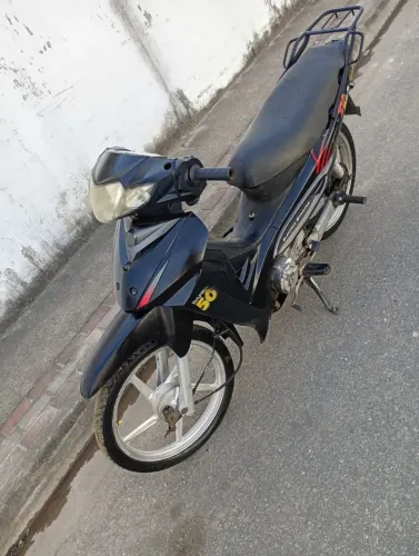 Cinquentinha andando