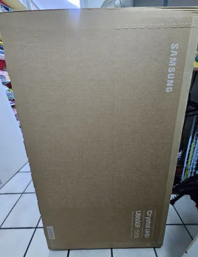 TV smart 55 lacrada