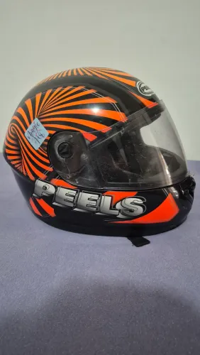 Capacete Peels