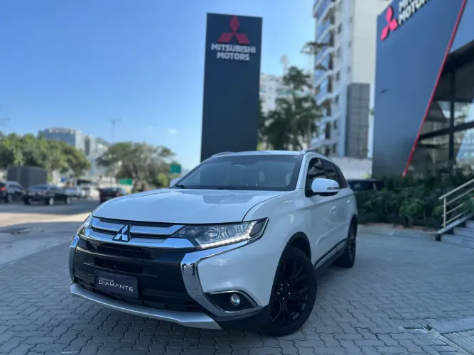 Mitsubishi Outlander Comfort 2.0 16V Aut. 2018