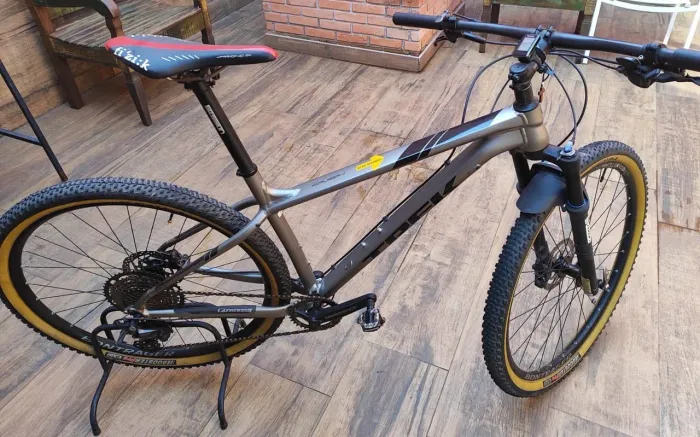 Bicicleta TREK X Caliber 8